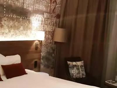 斯堪迪里尔斯特罗姆酒店 4* 利勒斯特罗姆