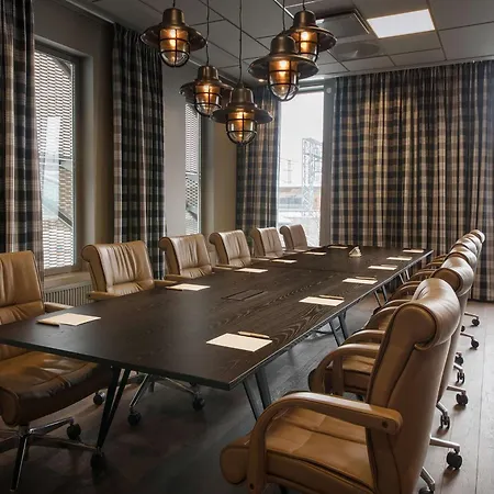 Scandic Hotell 4*